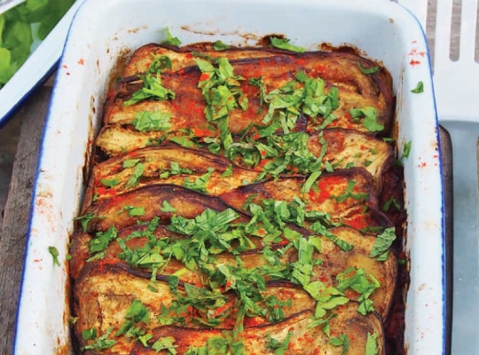 Baked Eggplant with Chickpeas and Green Chilli