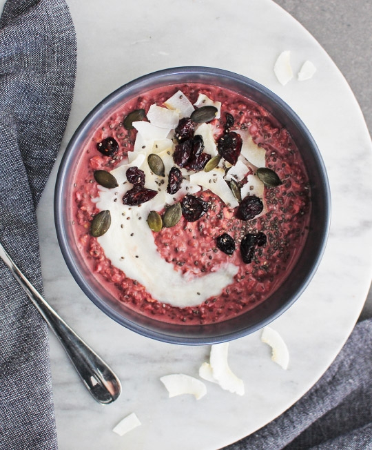 Red Velvet Overnight Oats