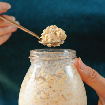 Overnight Oatmeal - 5 Delicious Ways! 